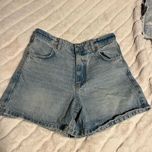 Zara denim shorts - size 8